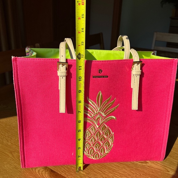 Spartina 449 Pineapple Sand Tote Bag - Picture 8 of 16